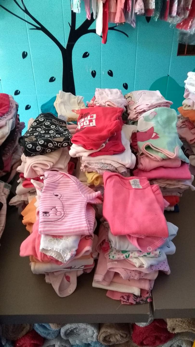 Itens para a montagem de enxovais para doação